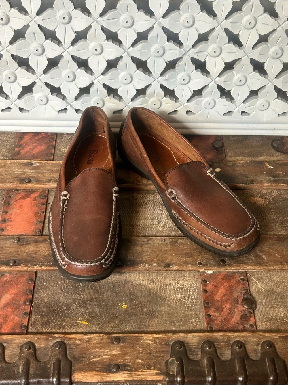 Bass brown leather